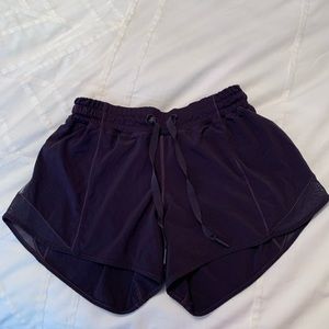 Purple Hotty hot short I 4” size 4